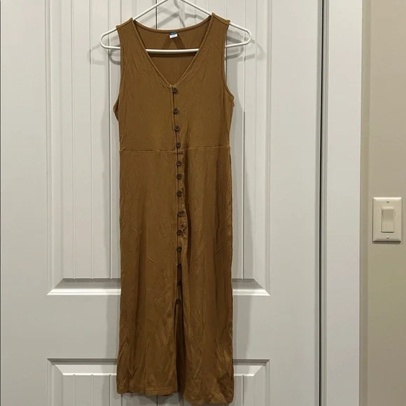 Old Navy Sleeveless Button-Front Tan Dress - Picture 2 of 6